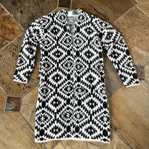 🍃💕NWOT Aztec Print Long Open Front Duster Cardigan US Size S/M - Picture 5 of 11